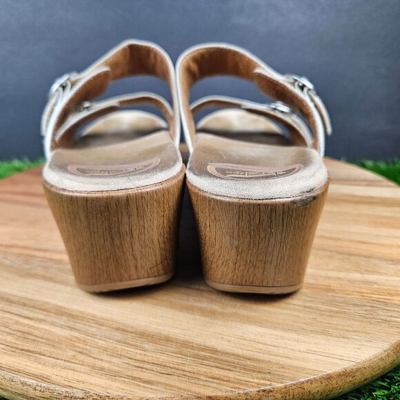 Dansko Sophie White Leather Sandals Double Strap Buckle Wedge Size 39 8.5-9 - Picture 3 of 11